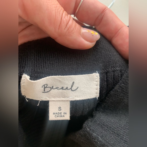 Black midi ribbed pencil skirt - Picture 3 of 3